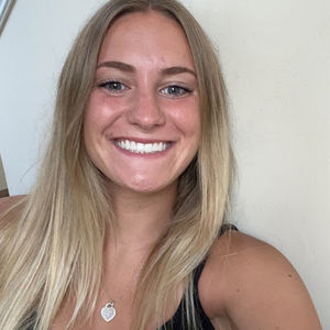 Meet your Posher, Stacie